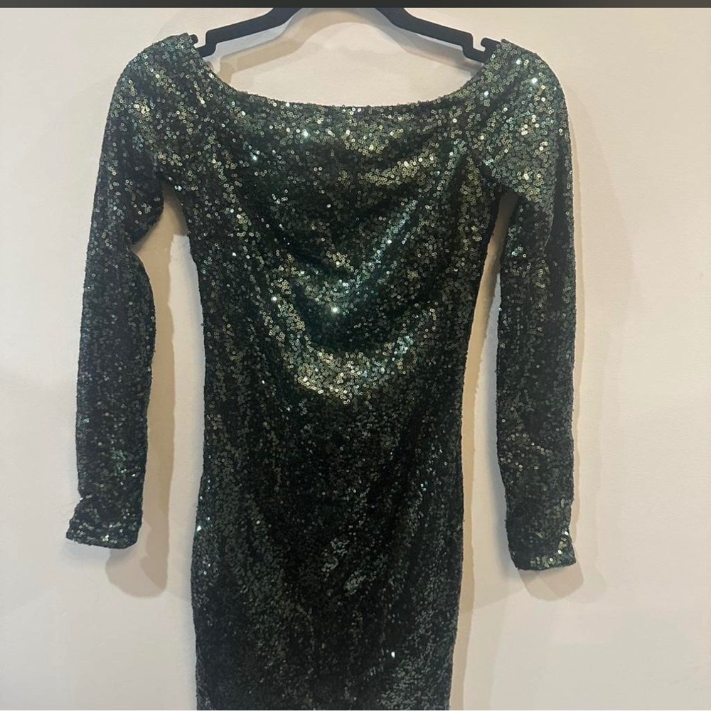 NLY Trend Womens Emerald Green Sequin Off Shoulder Long Sleeve Mini Dress Size 2